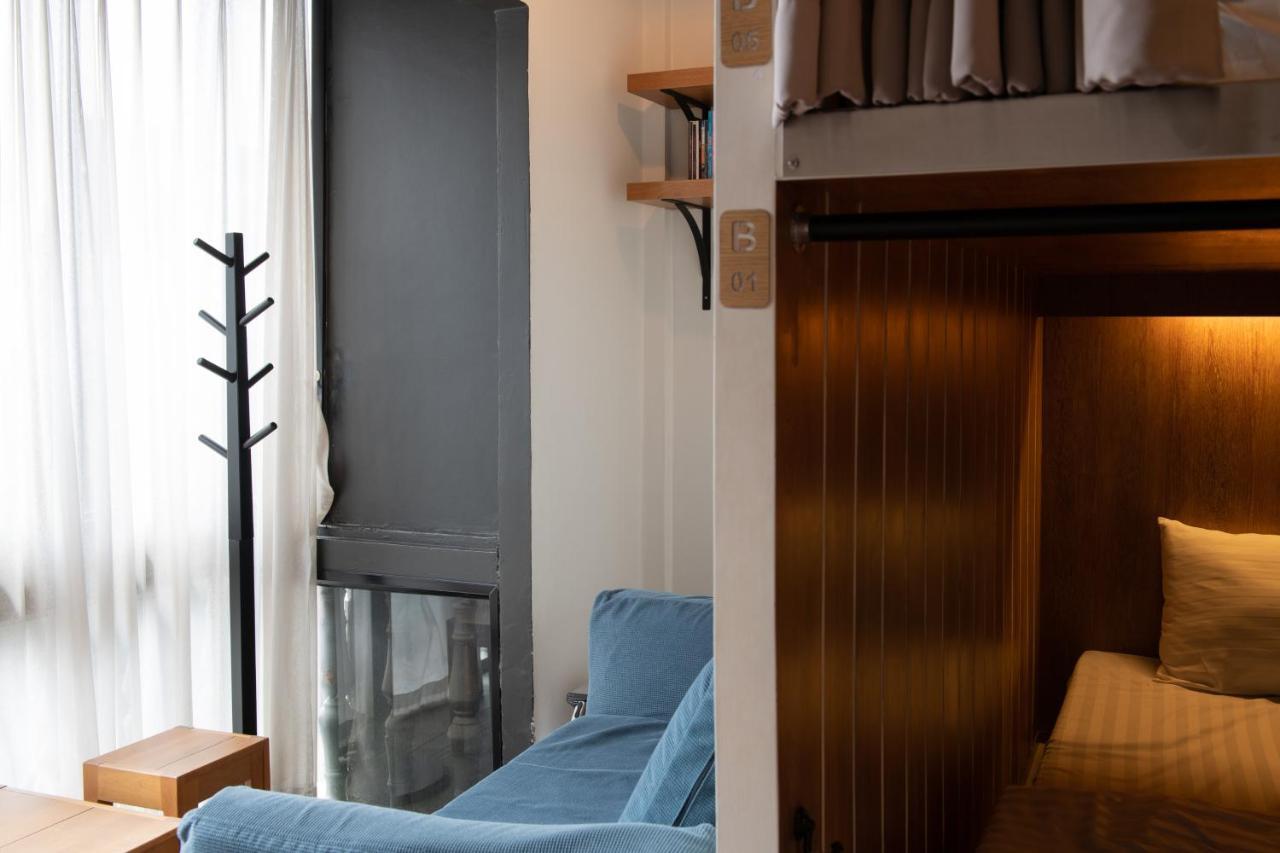 Bed Addict Hostel Чиангмай Экстерьер фото