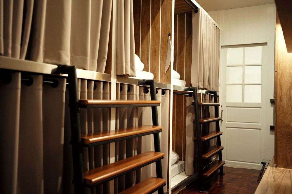 Bed Addict Hostel Чиангмай Экстерьер фото